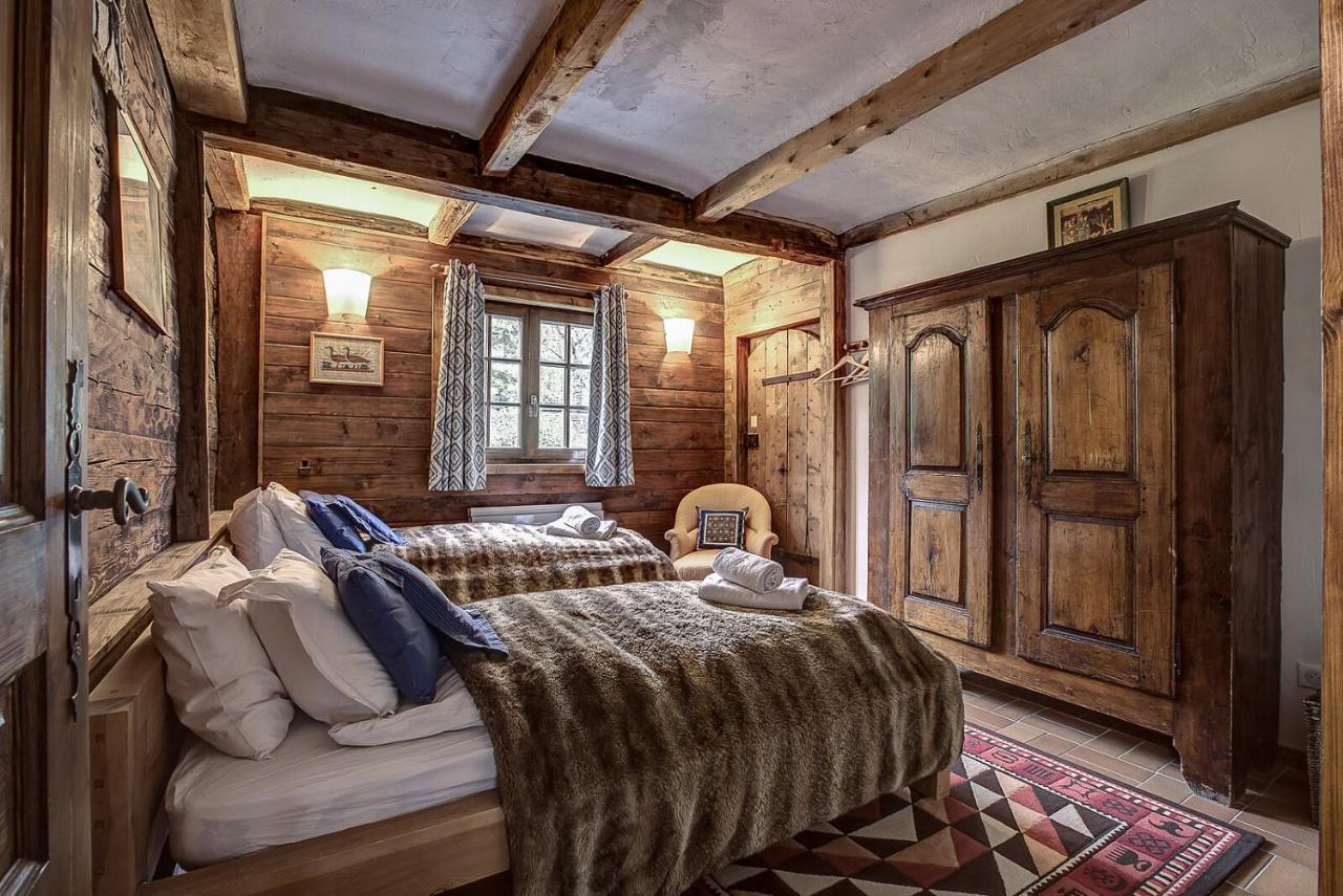 Chalet Heron